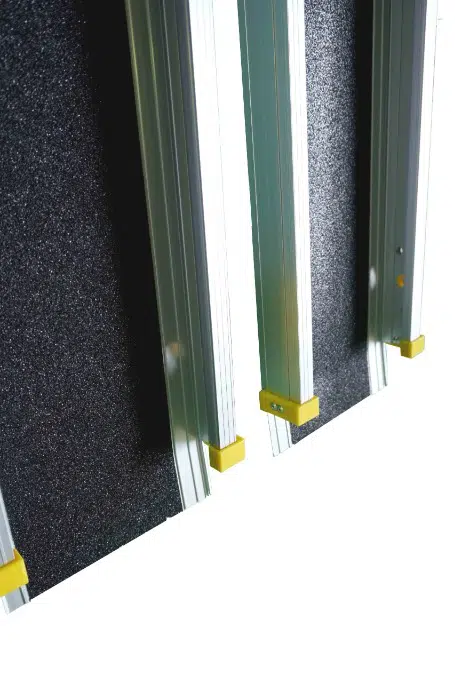 Telescopic And Lightweight Wheelchair Ramp 150cm-4 Telescopic And Lightweight Wheelchair Ramp 150cm