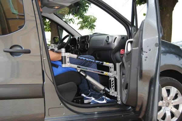 Electric HANDYLIFT Person Lifter-11 Electric HANDYLIFT Person Lifter