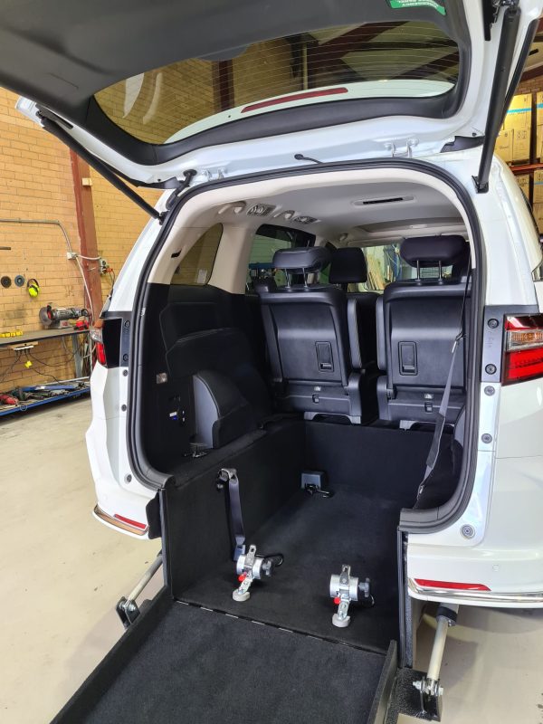 Honda Odyssey Third Row Rear Wheelchair Mobility Access Car Conversion Honda Odyssey Third Row Rear Wheelchair Mobility Access Car Conversion