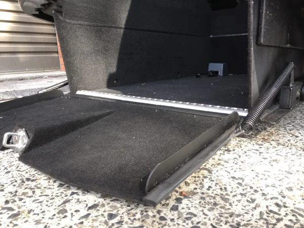 Wheelchair Accessible Vehicle with No Ramp Design-6 Wheelchair Accessible Vehicle with No Ramp Design