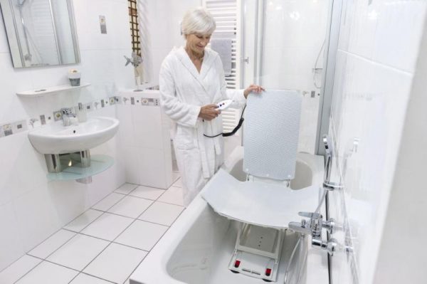 Aquatec-Orca-Bath-Lift-4.jpg Aquatec-Orca-Bath-Lift-4.jpg