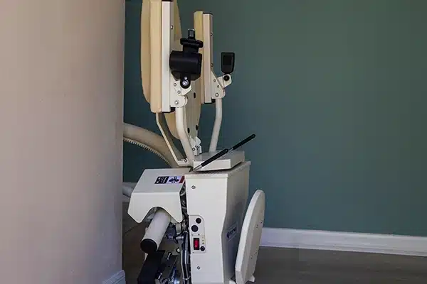 Helix-Curved-Stairlifts4 Helix-Curved-Stairlifts4