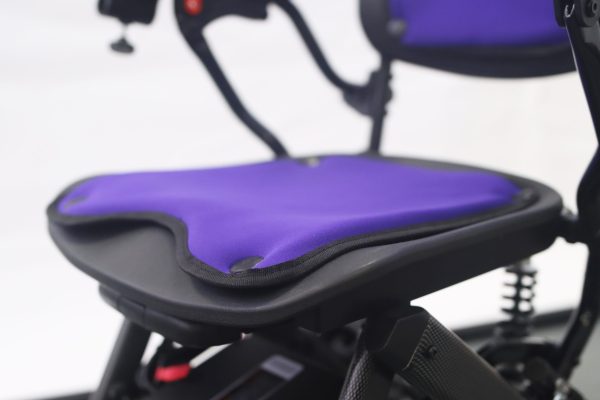 Manual-Lightweight-Folding-Wheelchairs-for-Travelling-1.jpeg Manual-Lightweight-Folding-Wheelchairs-for-Travelling-1.jpeg