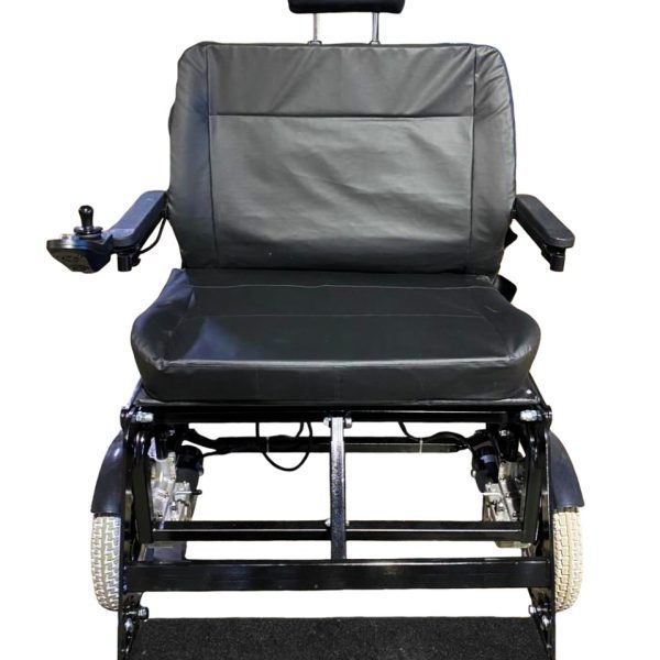 Oversize-Heavy-Duty-Bariatric-Electric-Wheelchair-Frontview.jpeg Oversize-Heavy-Duty-Bariatric-Electric-Wheelchair-Frontview.jpeg