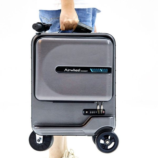 Person-Carrying-Airwheel-Luggage-SE3-Mini-T.jpeg Person-Carrying-Airwheel-Luggage-SE3-Mini-T.jpeg