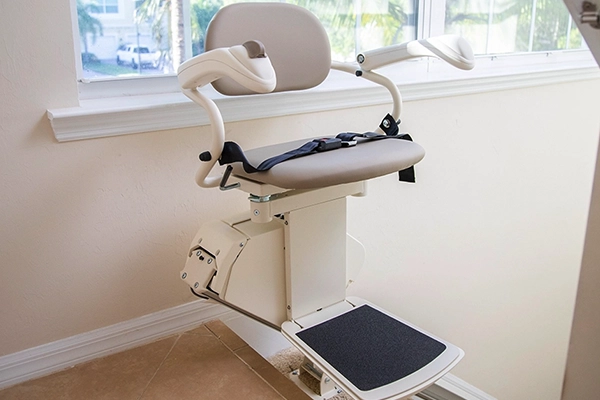 Pinnacle-Stairlifts-Harmar Pinnacle-Stairlifts-Harmar
