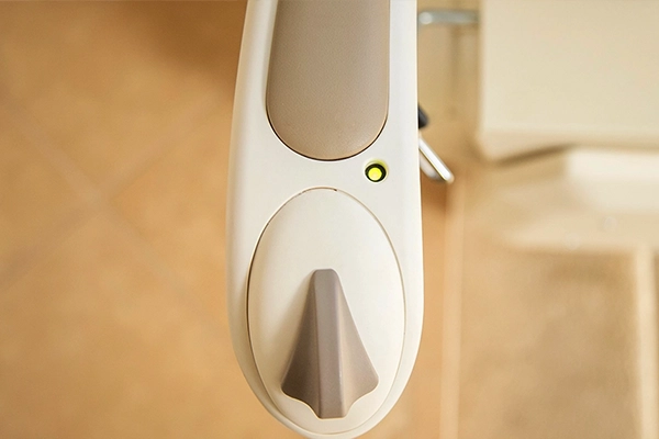 SL600-Pinnacle-Premium-Stairlifts-Harmar-4 SL600-Pinnacle-Premium-Stairlifts-Harmar-4