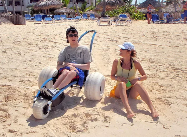 Hippocampe-–-The-Versatile-All-terrain-Beach-Wheelchair-1.webp Hippocampe-–-The-Versatile-All-terrain-Beach-Wheelchair-1.webp