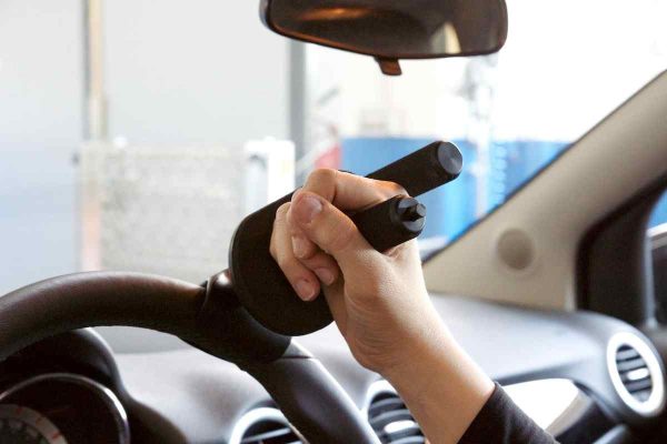 IP2003B-2-point-steering-wheel-handle-1.jpeg IP2003B-2-point-steering-wheel-handle-1.jpeg