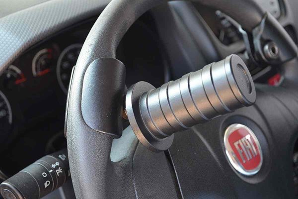 PM2006-Steering-wheel-swivel-handgrip.jpeg