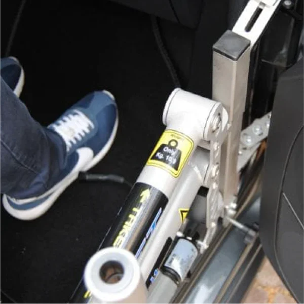 HandyLift Electric Person Lifter Closeview HandyLift Electric Person Lifter Closeview