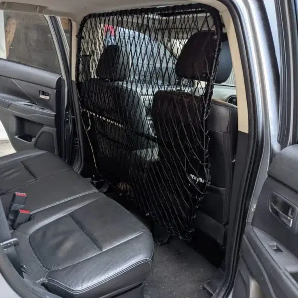 Heavy Duty Durable Cargo Protection Barrier Install In Car Heavy Duty Durable Cargo Protection Barrier Install In Car