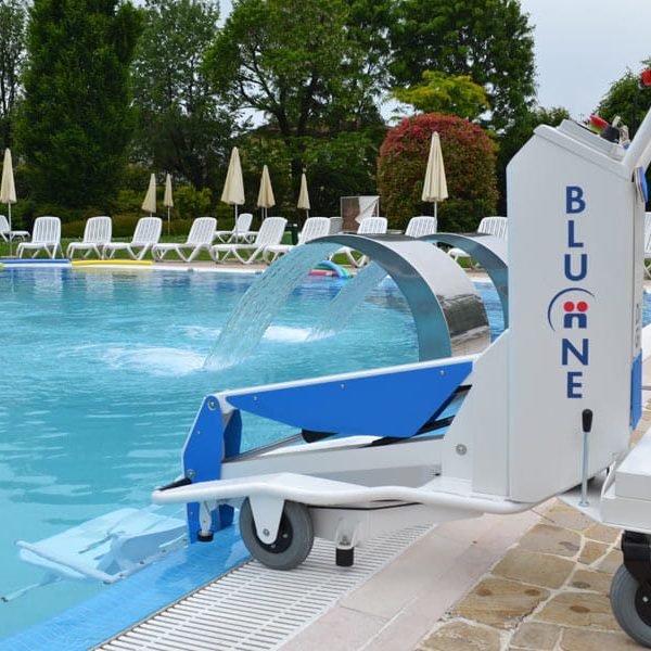 Portable Pool Lift for Swimming Pool - BlueOne Portable Pool Lift for Swimming Pool - BlueOne