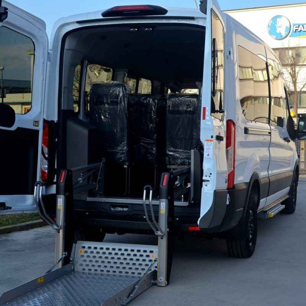 BI - 80 Lift Lift Outside BI - 80 Lift Lift Outside