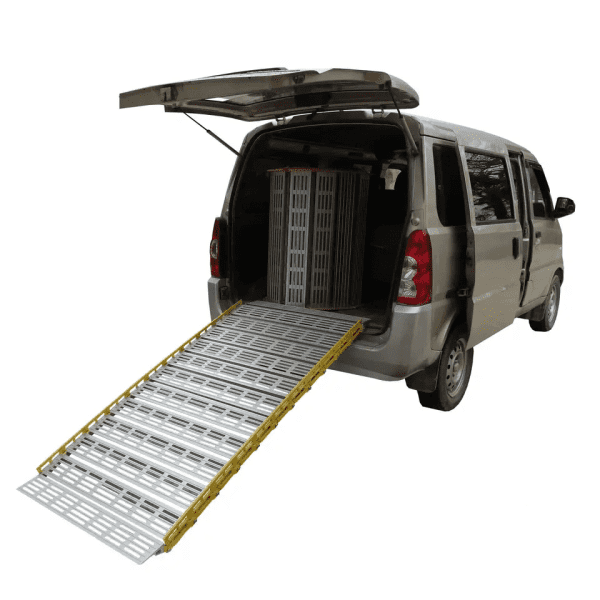 LY-30 C Series Aluminum Rolling Ramp Added on Vehicle LY-30 C Series Aluminum Rolling Ramp Added on Vehicle
