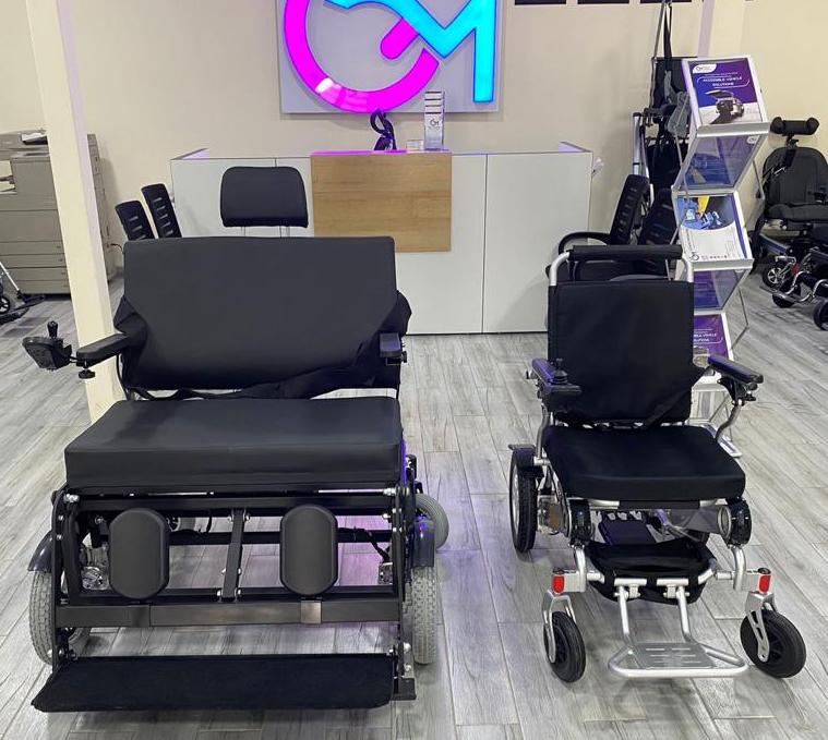 Oversize Bariatric Wheelchair Super Wide Electric Wheelchair With