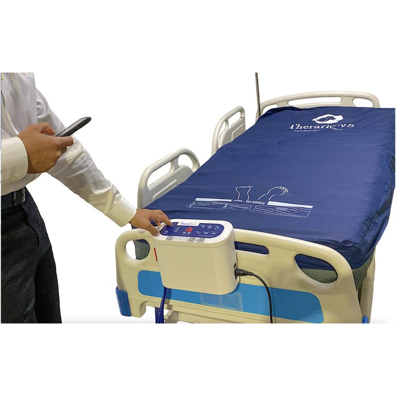 People Controlling Theraflow 8 Air Alternating Mattress