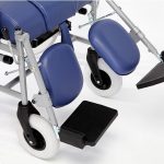 Big Rear Wheels Manual Tilt Wheelchair Legrest
