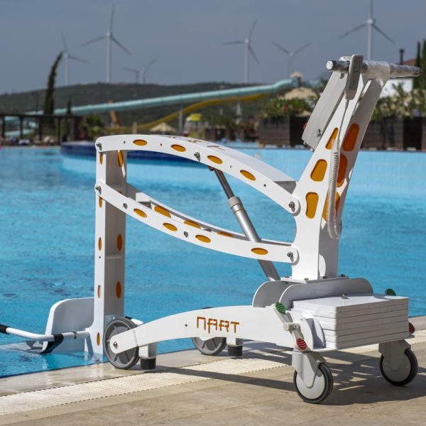 Portable Pool Lift Device Seat Inside Pool Portable Pool Lift Device Seat Inside Pool