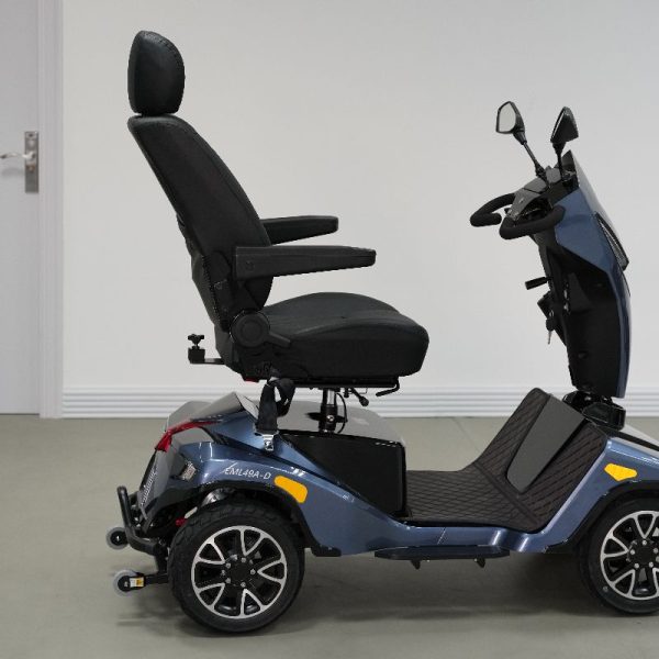 Optimus Heavy Duty Four Wheels Mobility Scooter Rightside View Optimus Heavy Duty Four Wheels Mobility Scooter Rightside View