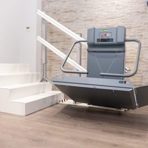 Half Opened LOGIC Inclined Platform Lift for Straight Stairs Near Ground