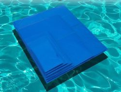 Cooling Gel Pad Float on Water