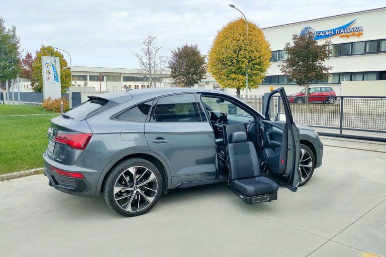 turny swivel seat for disabled adult