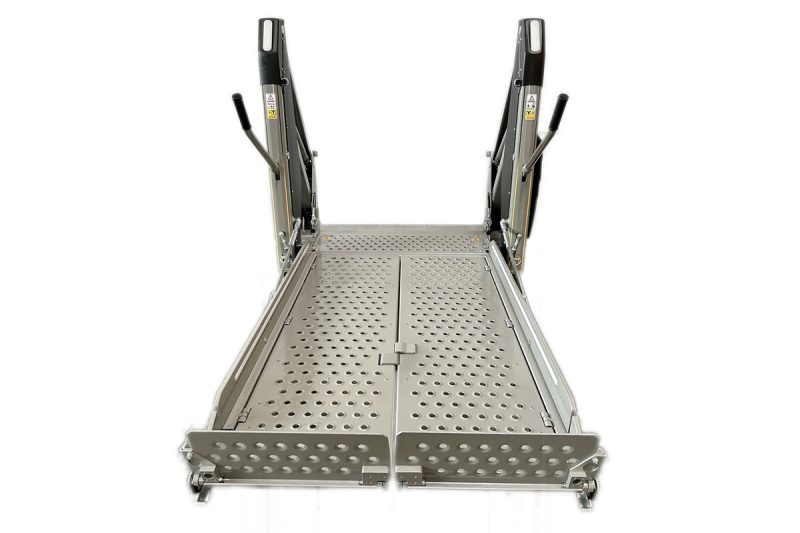 Split Vertical Wheelchair Lifter