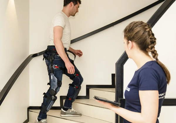 Keeogo Exoskeleton being tested on stairs (1) Keeogo Exoskeleton being tested on stairs (1)